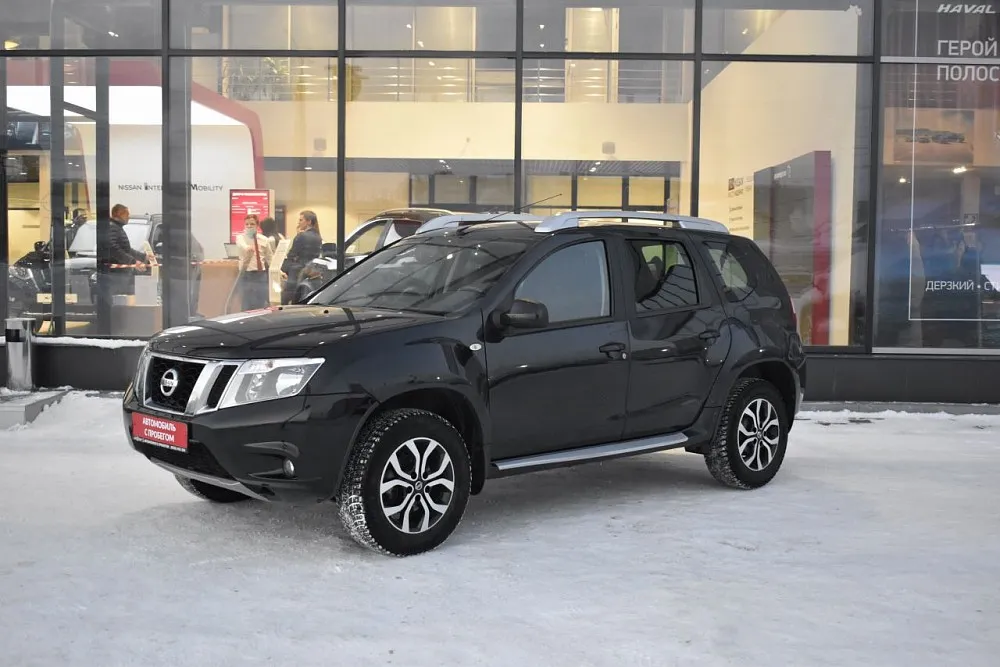 Nissan Terrano Image 1