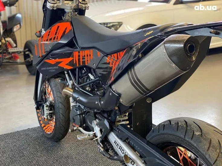 KTM 690 Image 3